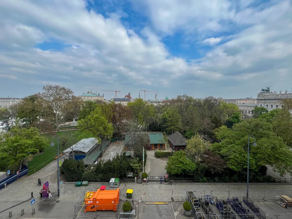 7-Zimmer-Wohnung mieten in Wien – 300 m², € 9.050 – Bild 5 von 9