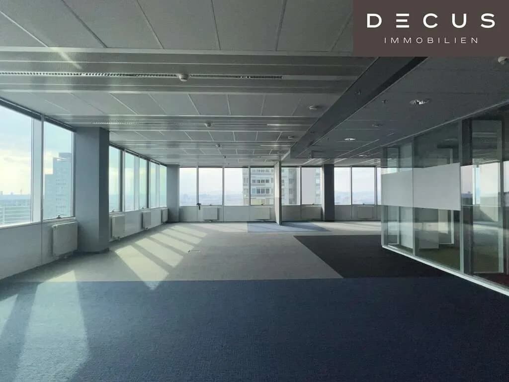 Gewerbeimmobilie mieten in Wien – 1 483 m², € 17