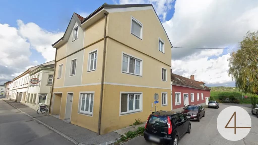 Haus kaufen in Melk – 434 m², € 349.000