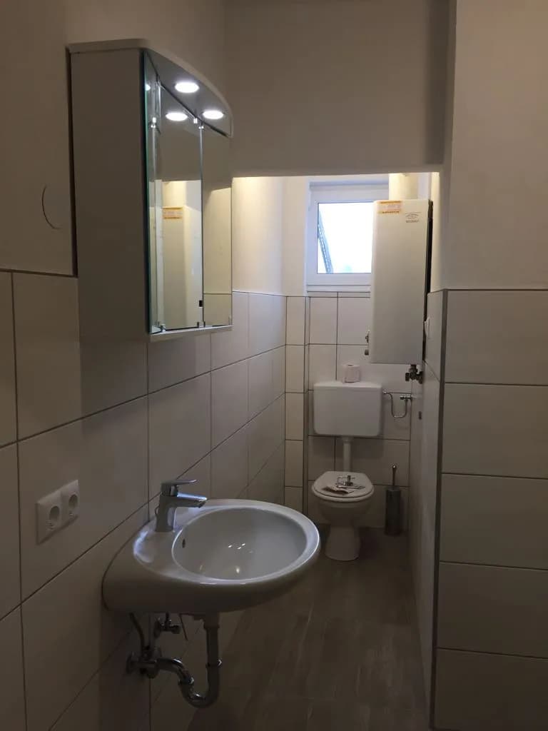 1-Zimmer-Wohnung mieten in Linz – 40 m², € 700 – Bild 4 von 9