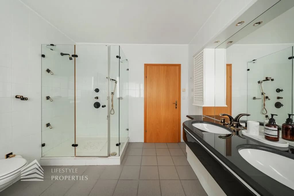 8-Zimmer-Wohnung mieten in Wien – 326 m², € 12.500 – Bild 27 von 49