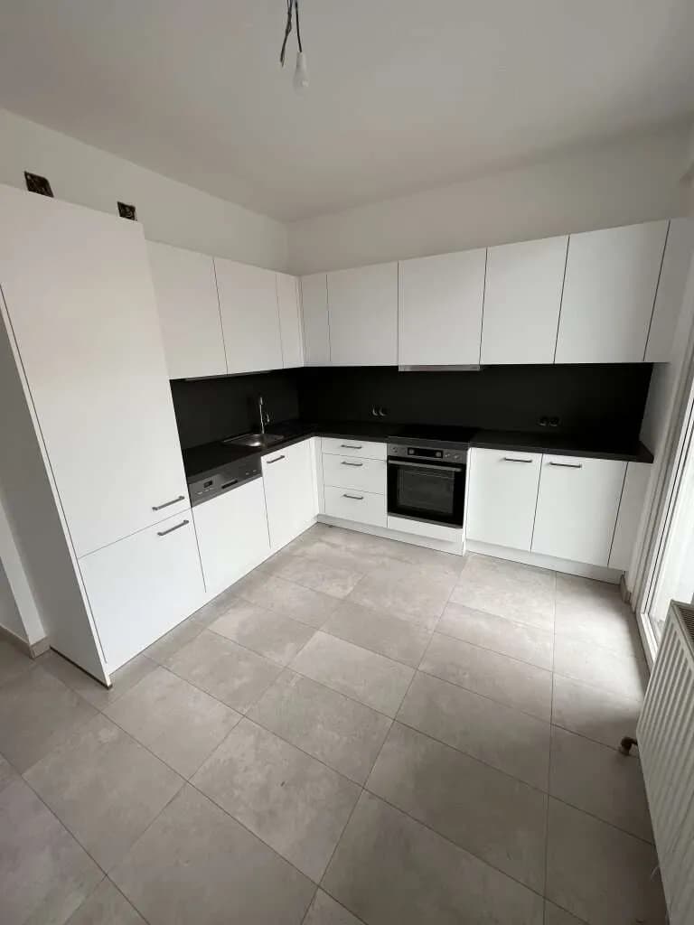 2-Zimmer-Wohnung mieten in Villach – 72,7 m², € 1.325 – Bild 3 von 8