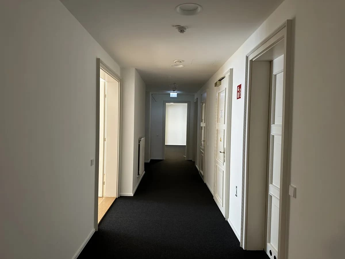 Gewerbeimmobilie mieten in Wien – 323 m², € 9.780 – Bild 13 von 18