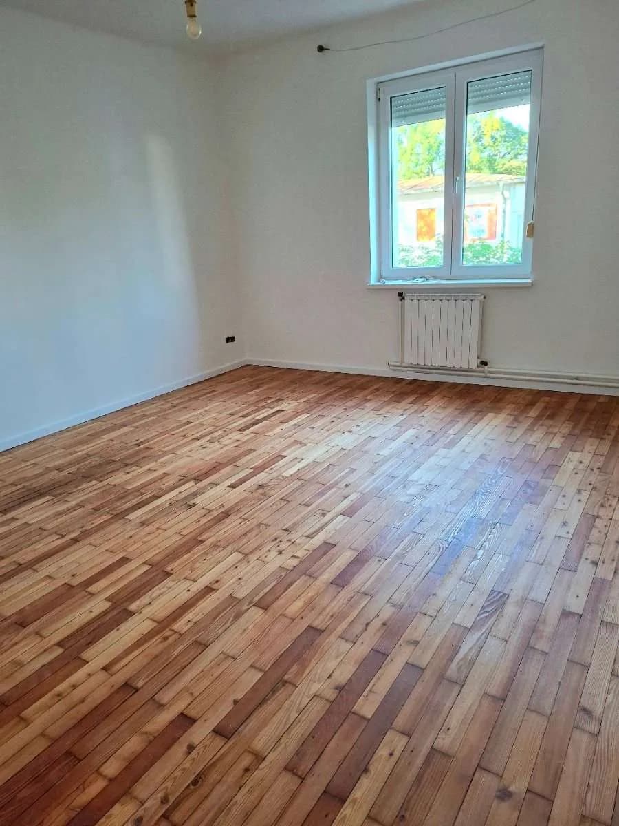 2-Zimmer-Wohnung mieten in Baden – 62 m², € 850 – Bild 1 von 7