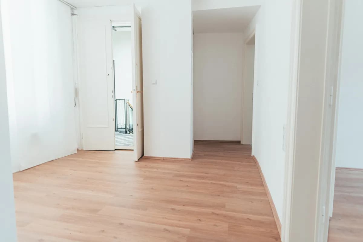 Gewerbeimmobilie mieten in Wien – 210 m², € 15 – Bild 24 von 27