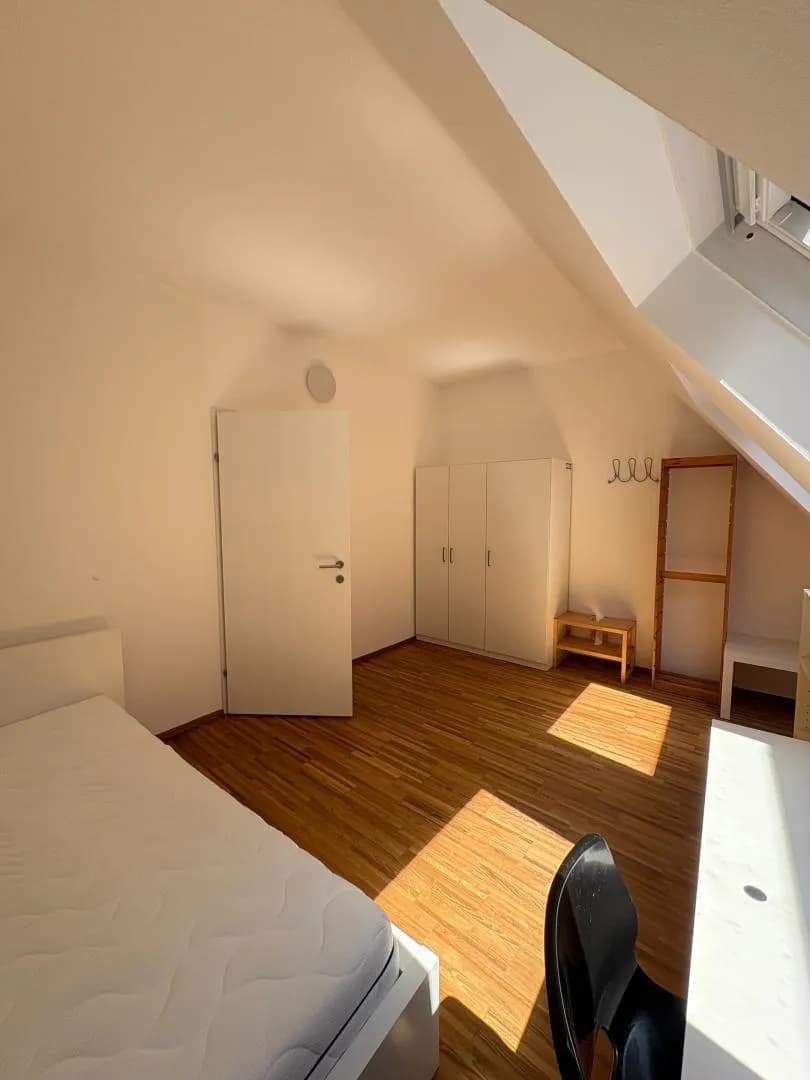5-Zimmer-Wohnung mieten in Steyr – 155 m², € 1.411 – Bild 6 von 23