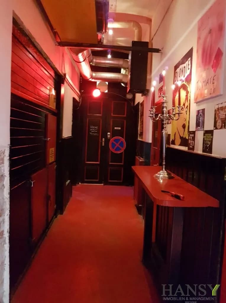 Gewerbeimmobilie mieten in Baden – 180 m², € 2.211 – Bild 17 von 19