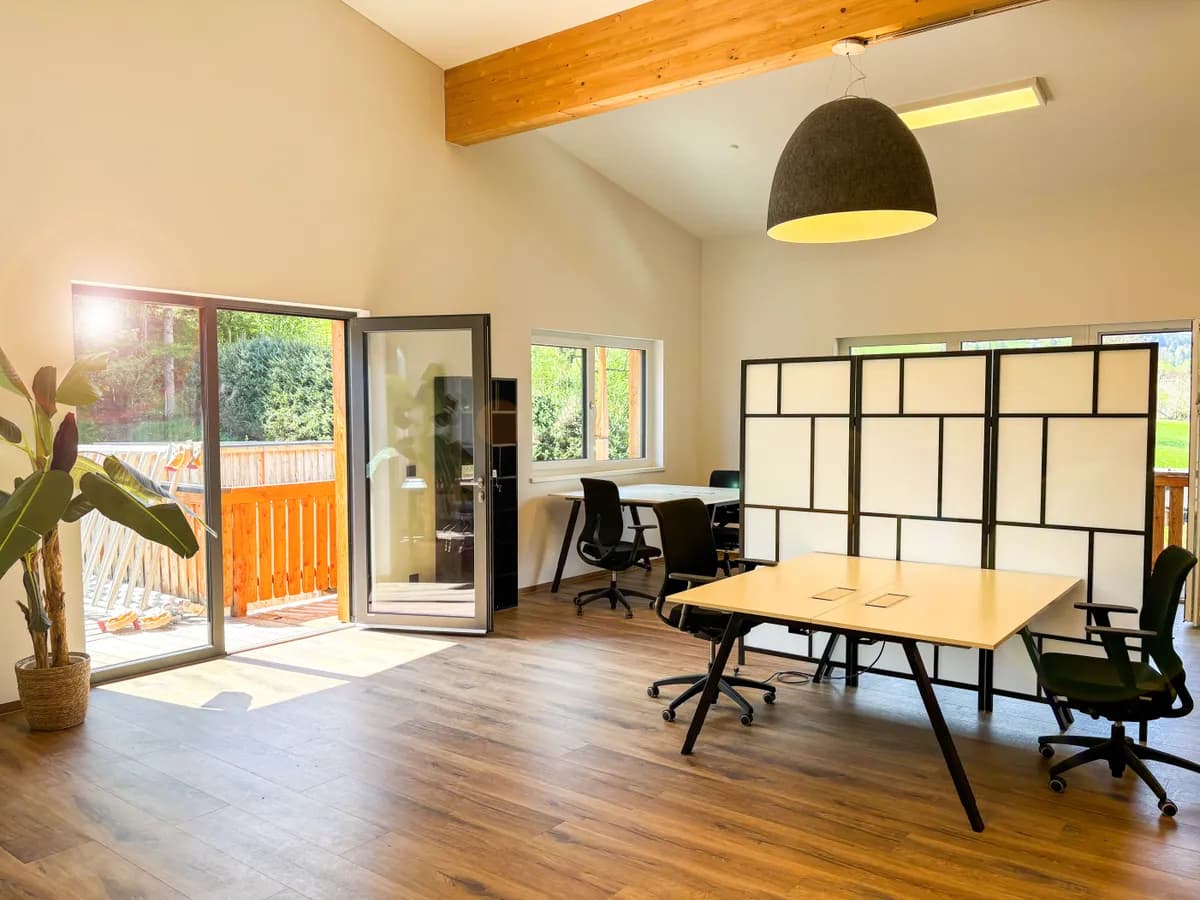 Gewerbeimmobilie mieten in Liezen – 172 m², € 300