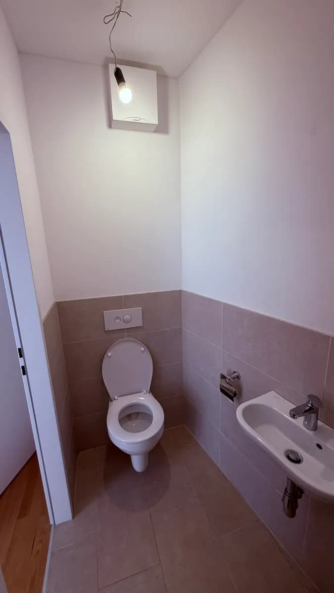 2-Zimmer-Wohnung mieten in Baden – 46 m², € 796 – Bild 12 von 15
