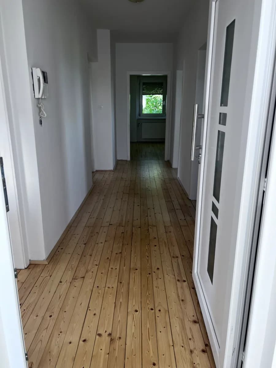4-Zimmer-Wohnung mieten in Eferding – 100 m², € 1.195 – Bild 2 von 13