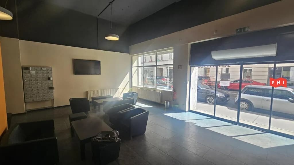 Gewerbeimmobilie mieten in Wien – 601 m², € 10.000 – Bild 3 von 21