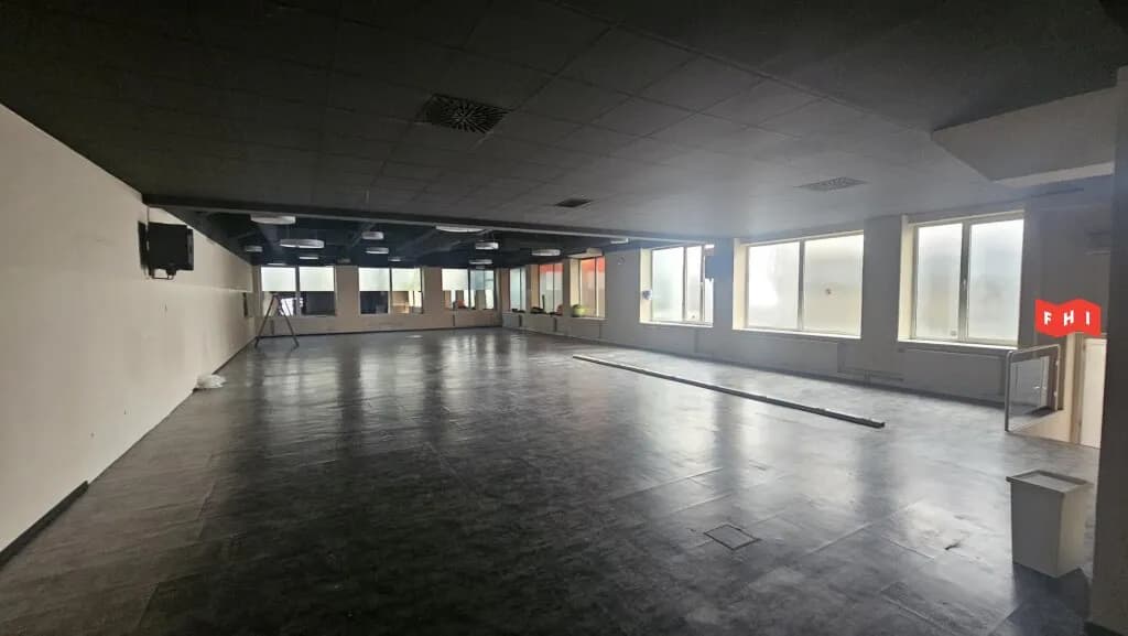 Gewerbeimmobilie mieten in Wien – 601 m², € 10.000 – Bild 8 von 21