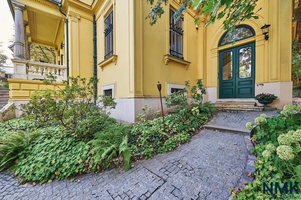 8-Zimmer-Wohnung mieten in Wien – 250 m², € 4.983 – Bild 3 von 31