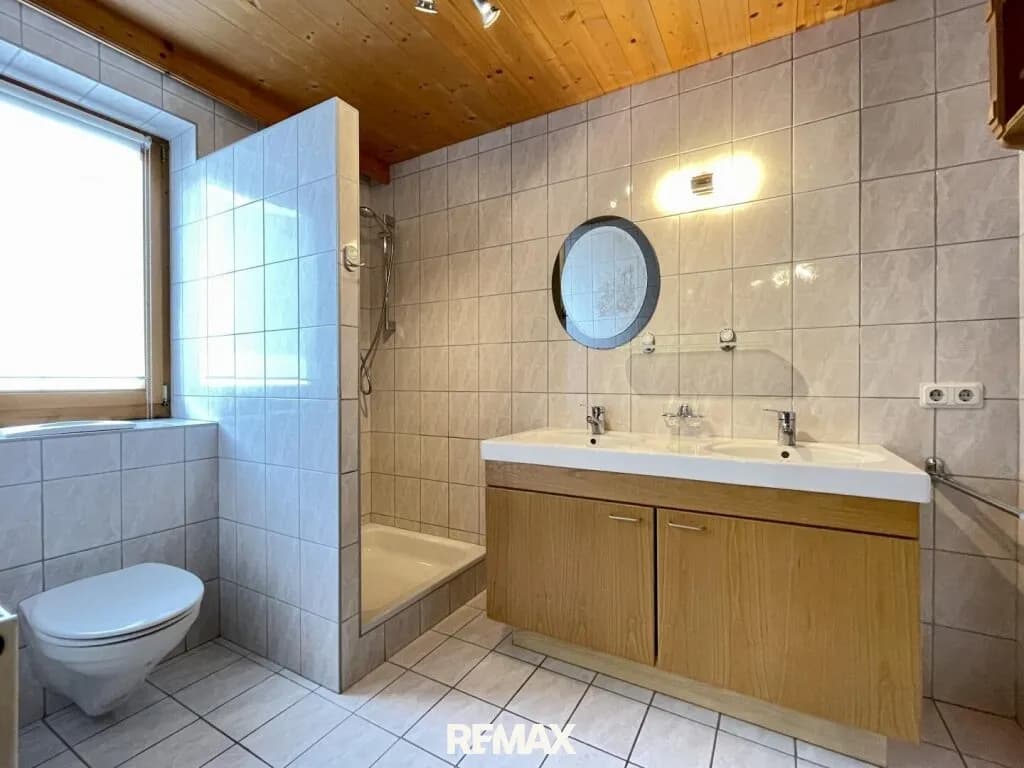 6-Zimmer-Haus mieten in Imst – 200 m², € 1.870 – Bild 10 von 13
