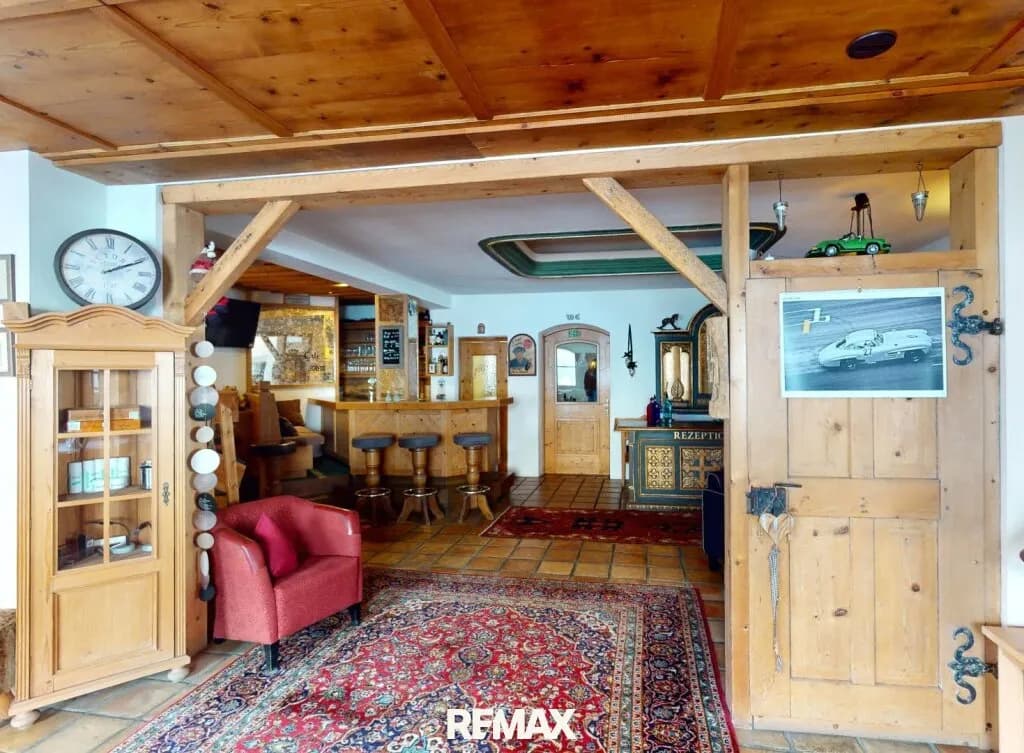 17-Zimmer-Gewerbeimmobilie kaufen in Reutte – 1 200 m² – Bild 3 von 16
