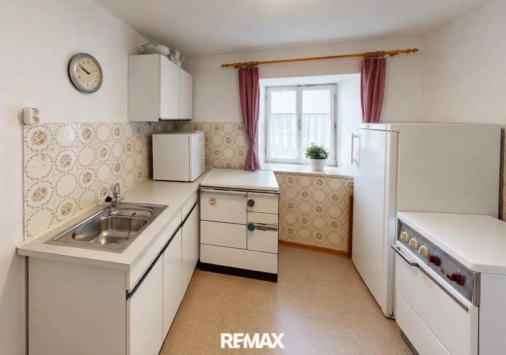 8-Zimmer-Haus kaufen in Landeck – 137 m², € 250.000 – Bild 2 von 14