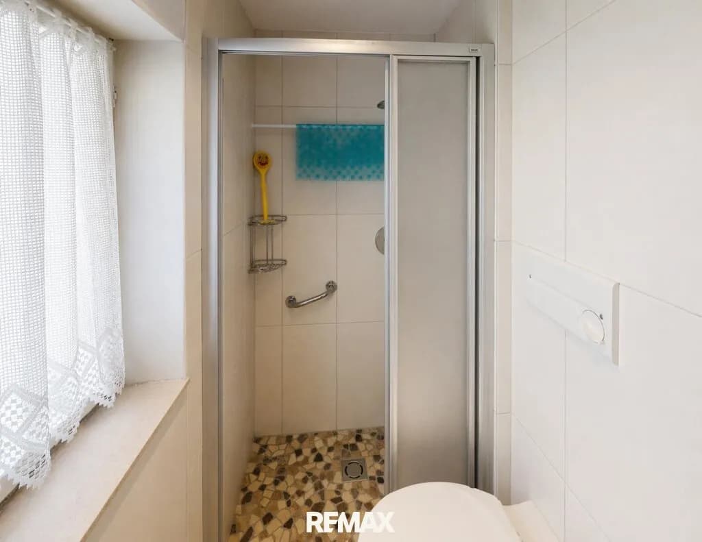 8-Zimmer-Haus kaufen in Landeck – 137 m², € 250.000 – Bild 4 von 14