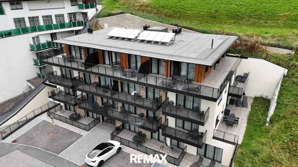 3-Zimmer-Wohnung kaufen in Landeck – 100 m², € 1.390.000 – Bild 2 von 15