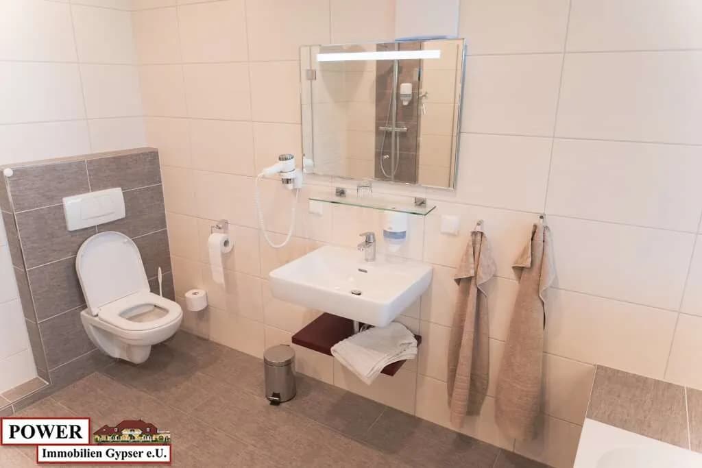 Gewerbeimmobilie kaufen in Braunau am Inn – 923 m², € 1.470.000 – Bild 16 von 29