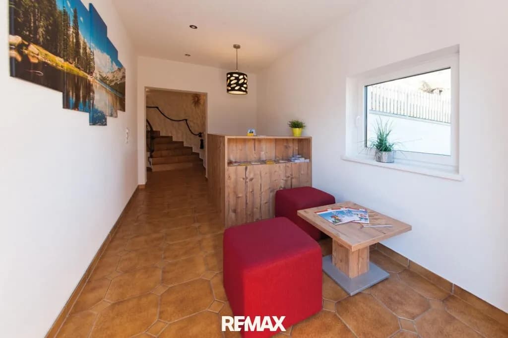 12-Zimmer-Gewerbeimmobilie kaufen in Landeck – 298,3 m² – Bild 6 von 8