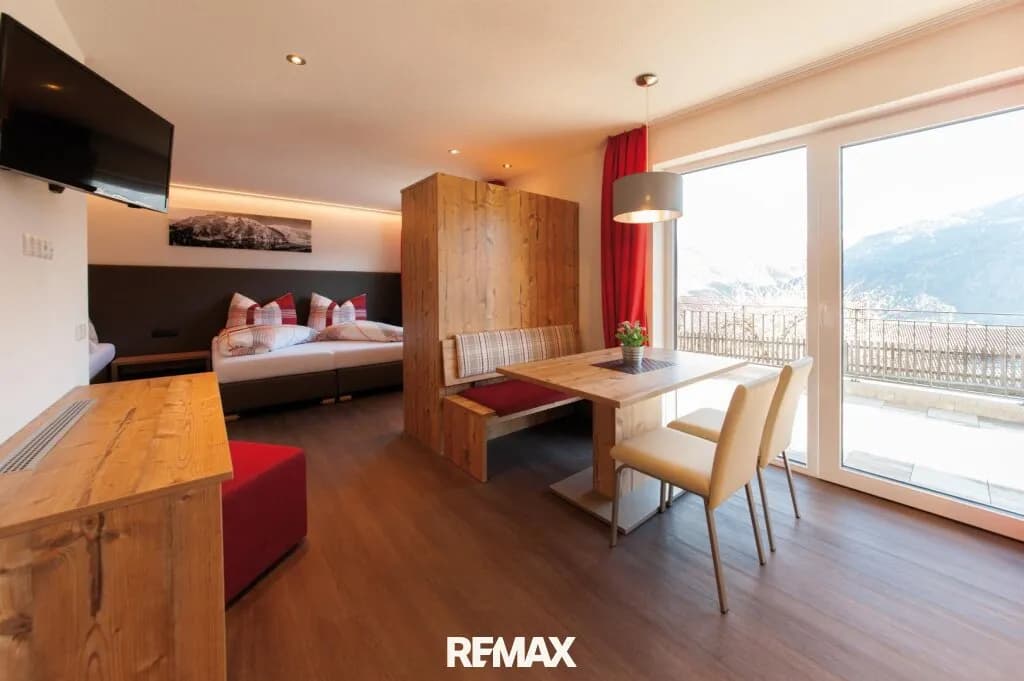 12-Zimmer-Gewerbeimmobilie kaufen in Landeck – 298,3 m² – Bild 8 von 8
