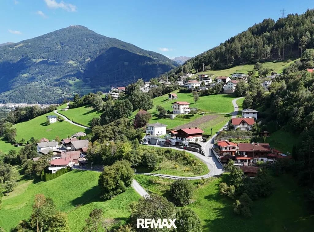 Grundstück kaufen in Landeck – 300 m², € 89.000