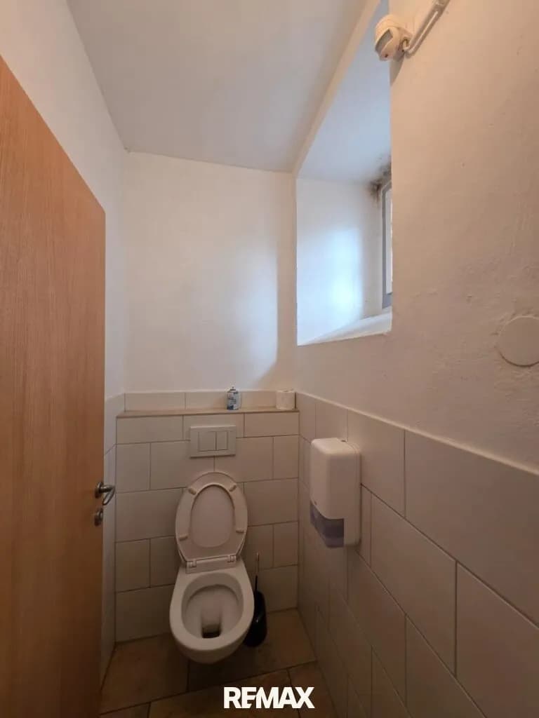 10-Zimmer-Gewerbeimmobilie kaufen in Imst – 207 m², € 990.000 – Bild 14 von 16