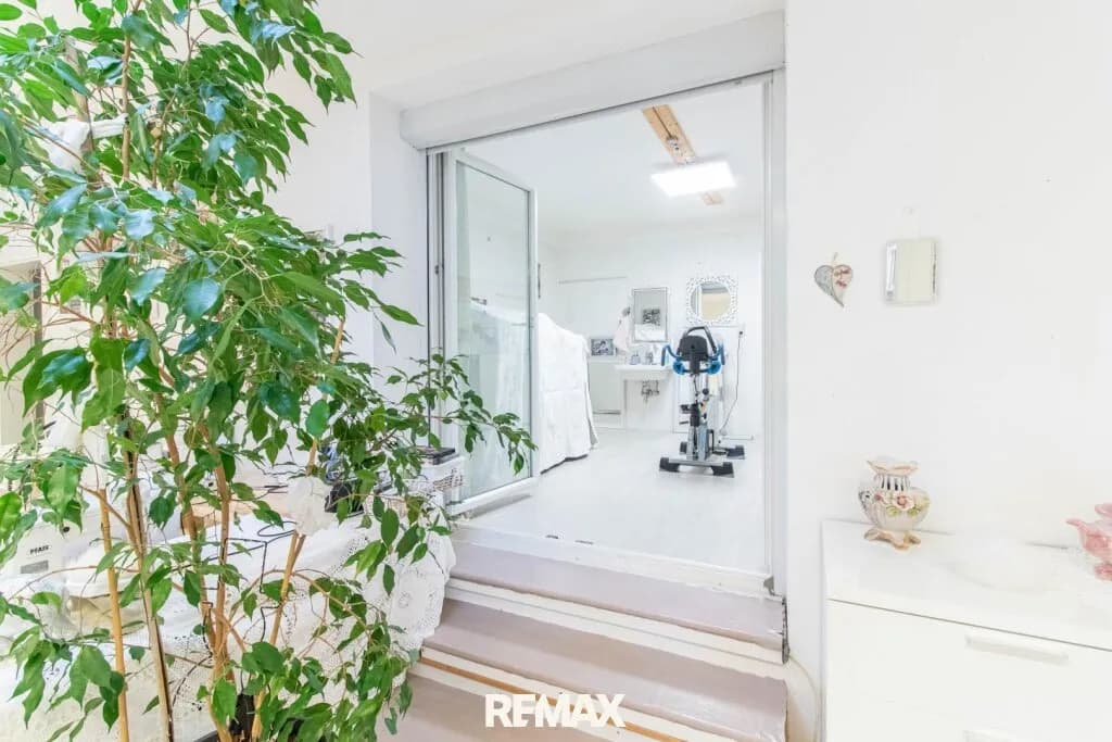 8-Zimmer-Haus kaufen in Wels – 262 m², € 720.000 – Bild 10 von 24