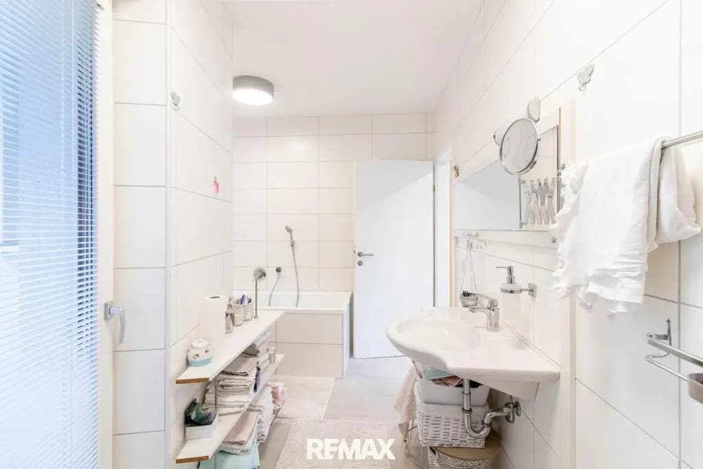 8-Zimmer-Haus kaufen in Wels – 262 m², € 720.000 – Bild 13 von 24