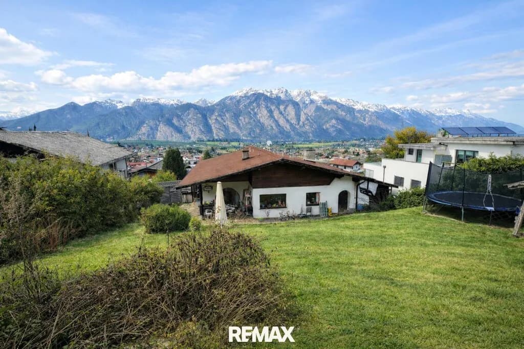 Grundstück kaufen in Innsbruck-Land – 912 m²