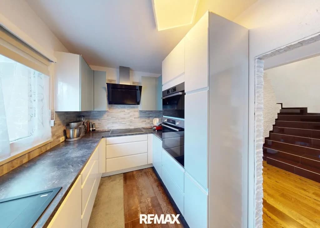 4-Zimmer-Wohnung kaufen in Imst – 110 m², € 349.000 – Bild 2 von 13