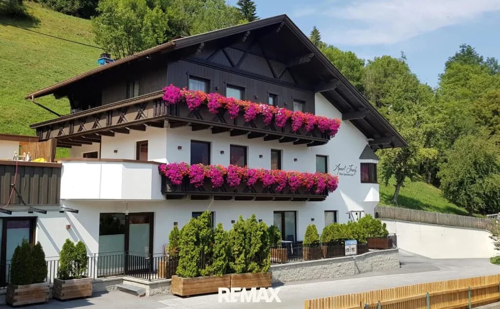 8-Zimmer-Gewerbeimmobilie kaufen in Landeck – 380 m² – Bild 2 von 7