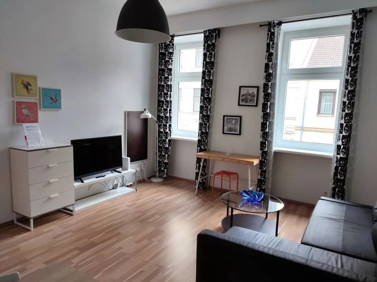2-Zimmer-Wohnung mieten in Wien – 43 m², € 1.710 – Bild 2 von 14