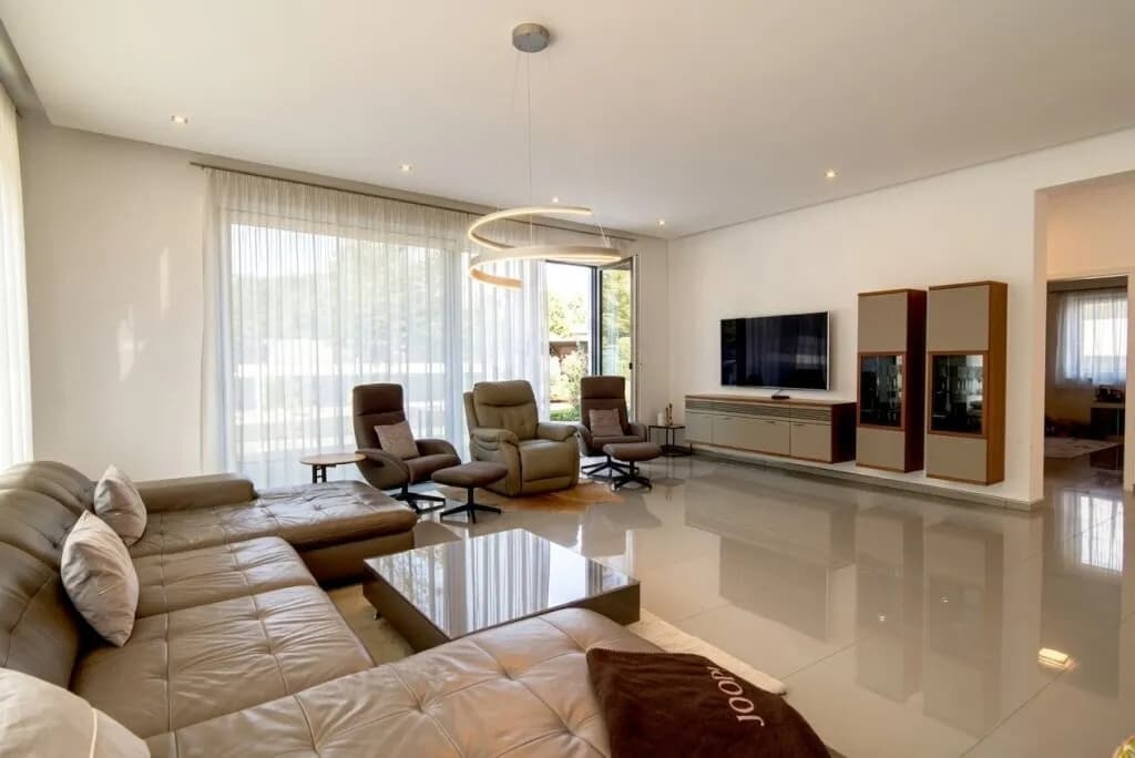 Haus kaufen in Wels-Land – 233 m², € 980.000 – Bild 9 von 16