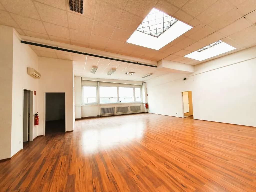 Gewerbeimmobilie kaufen in Mödling – 1 476 m², € 2.000.000