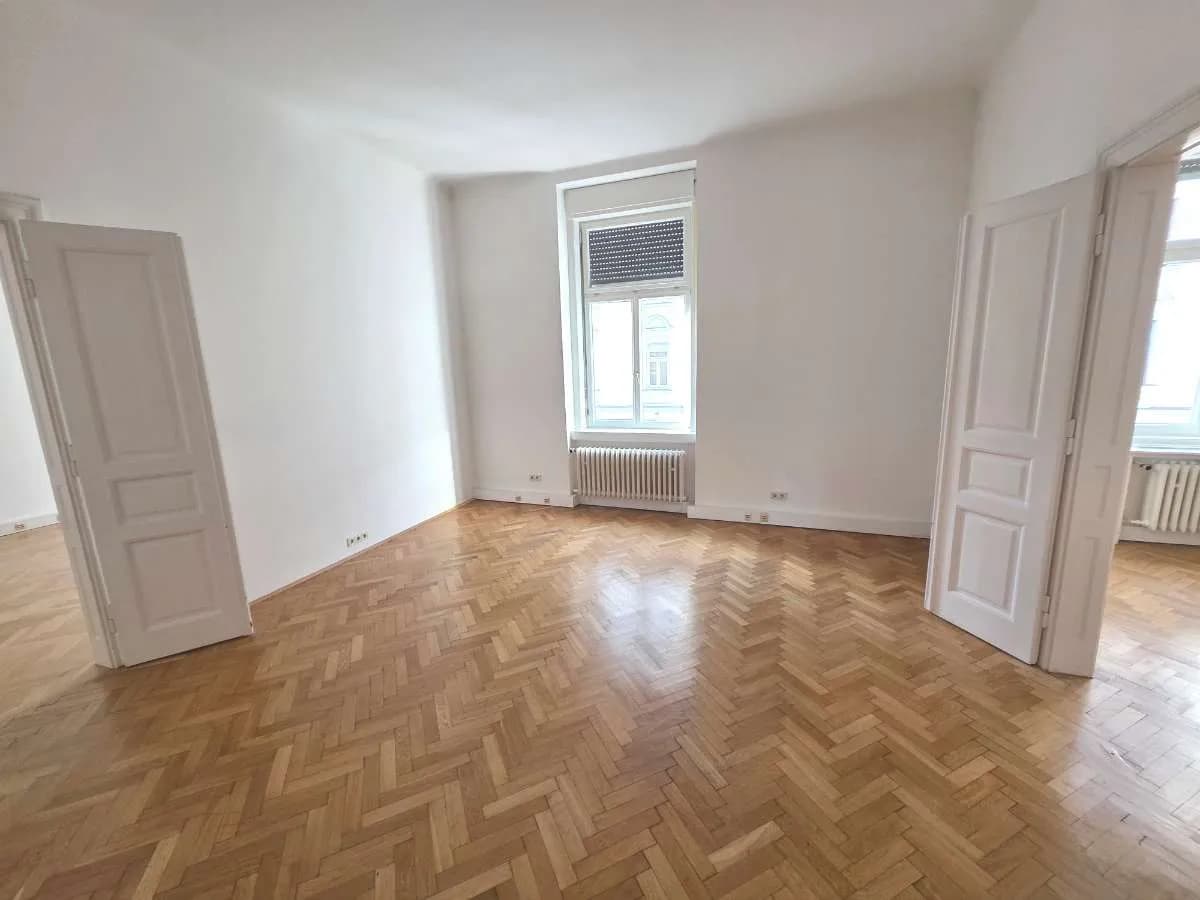 5-Zimmer-Wohnung mieten in Graz – 182 m², € 2.115 – Bild 2 von 11