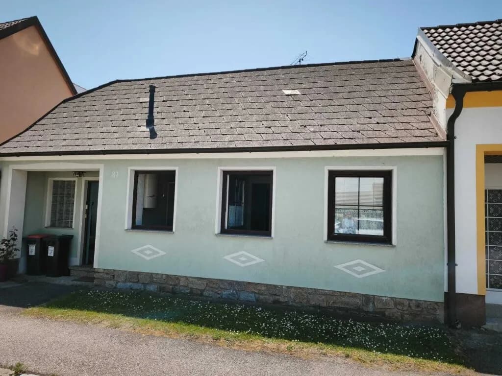 3-Zimmer-Haus kaufen in Hollabrunn – 74 m², € 115.000