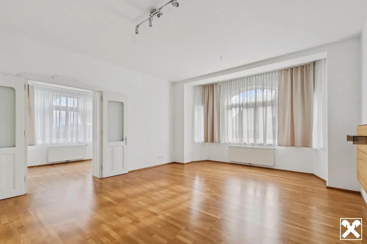 Immobilie kaufen in Neunkirchen – 453 m², € 1.250.000 – Bild 3 von 20