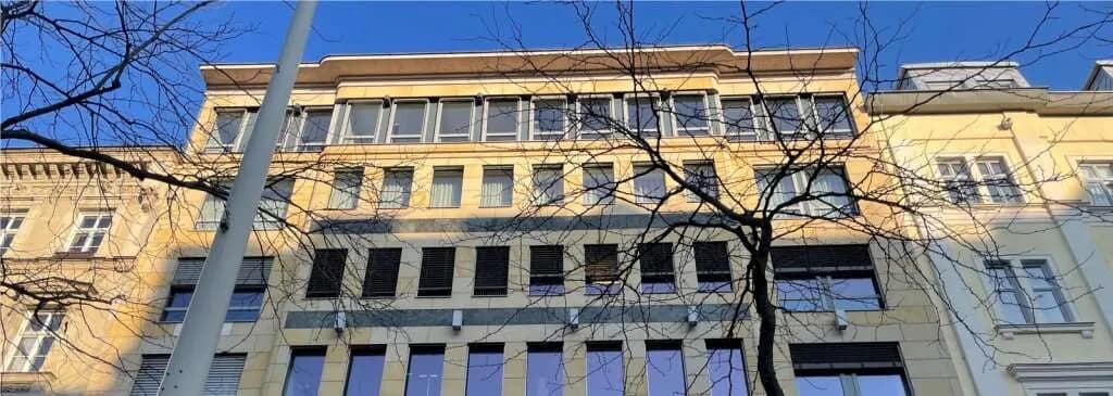 6-Zimmer-Gewerbeimmobilie mieten in Wien – 270 m², € 5.821