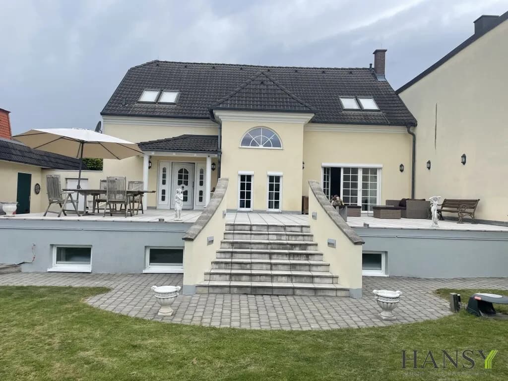 5-Zimmer-Immobilie kaufen in Baden – 200 m², € 845.000 – Bild 2 von 42