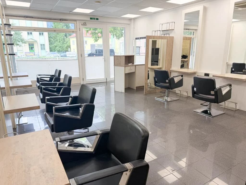 Gewerbeimmobilie mieten in Spittal an der Drau – 61 m², € 1.068