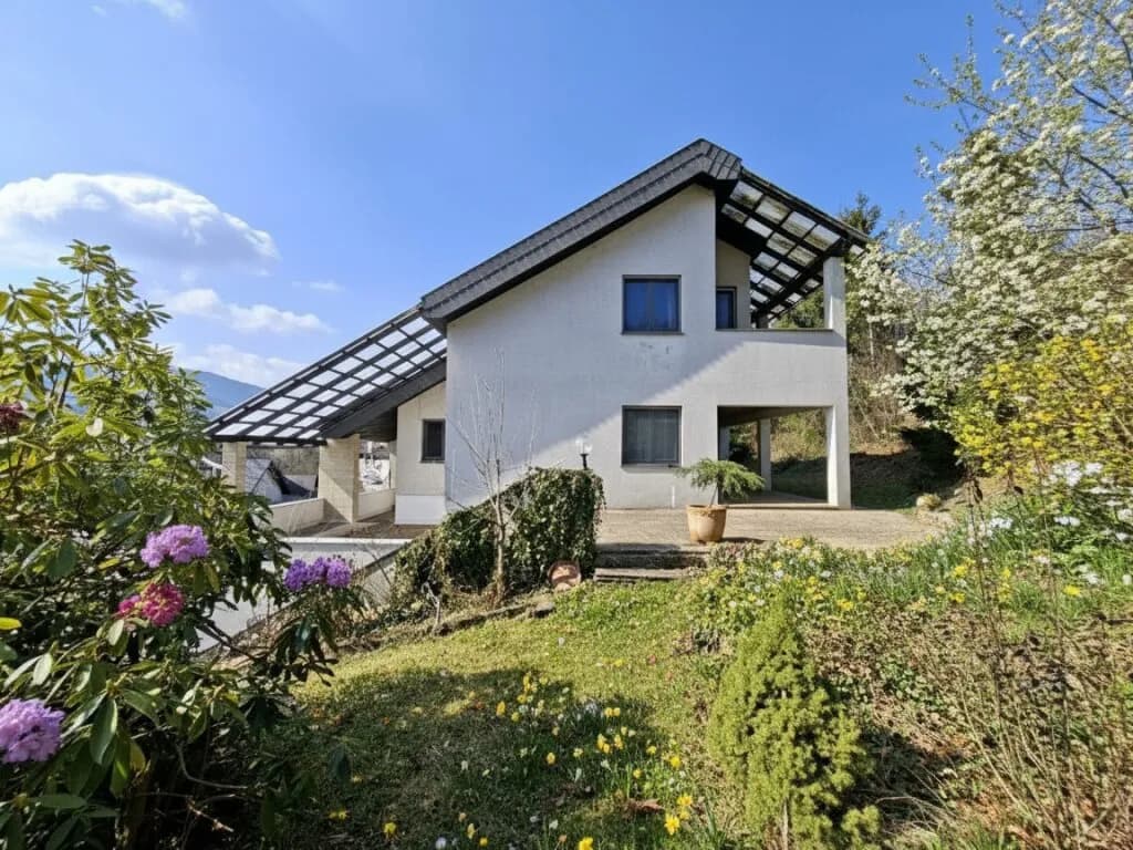 7-Zimmer-Haus kaufen in Weiz – 250 m², € 395.000