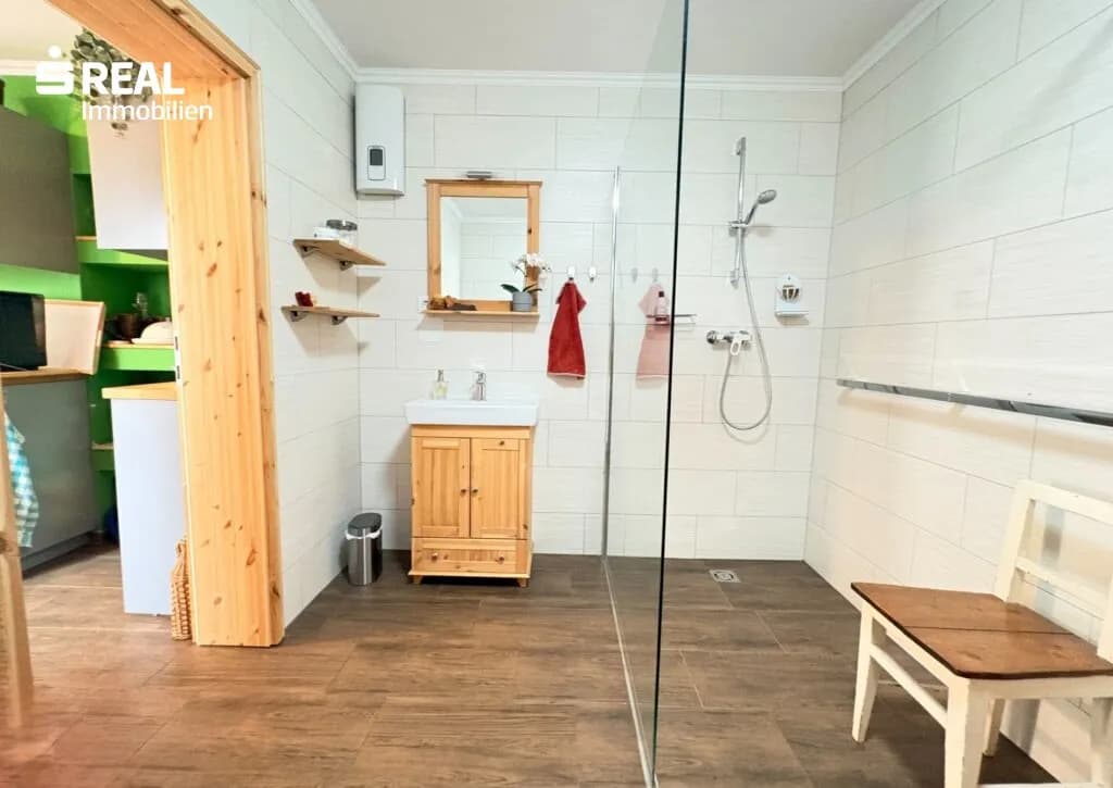 8-Zimmer-Haus kaufen in Deutschlandsberg – 350 m², € 450.000 – Bild 9 von 12