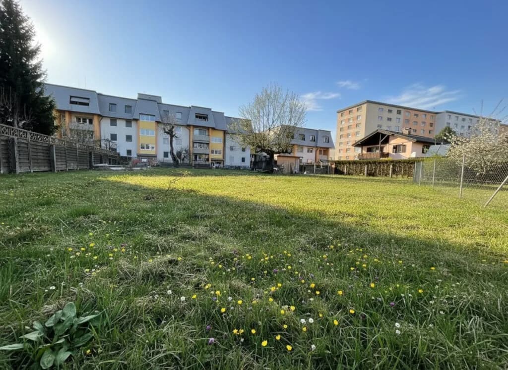 Grundstück kaufen in Villach – 800 m², € 336.000