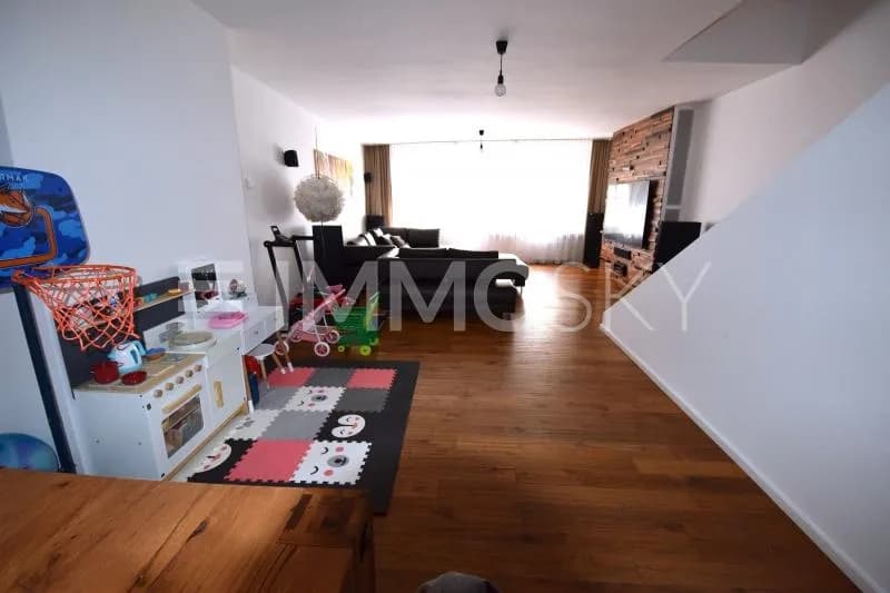 5-Zimmer-Gewerbeimmobilie kaufen in Freistadt – 275 m², € 745.000 – Bild 5 von 5