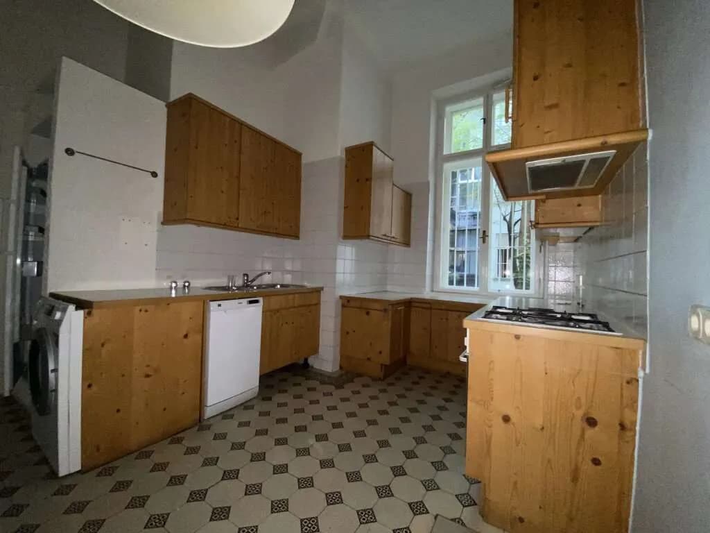 6-Zimmer-Gewerbeimmobilie mieten in Wien – 181 m², € 2.595 – Bild 3 von 9