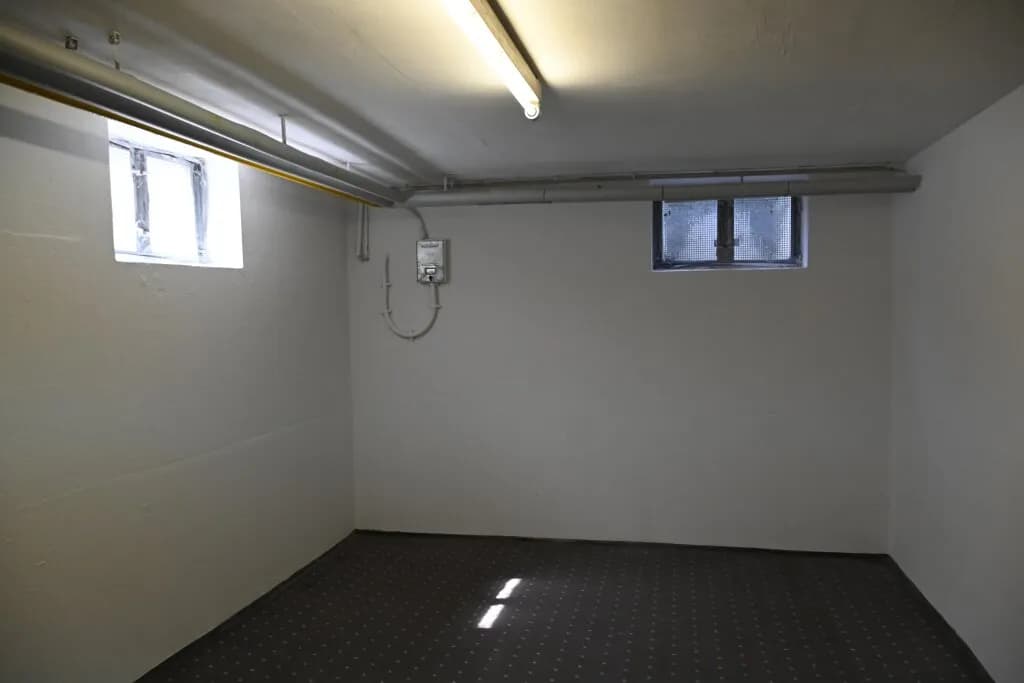 Gewerbeimmobilie mieten in Wels – 560 m², € 5.000 – Bild 21 von 60