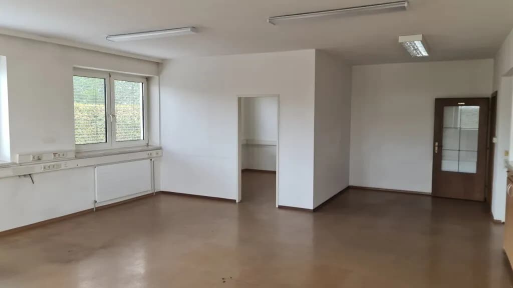 Gewerbeimmobilie mieten in Wels – 560 m², € 5.000 – Bild 34 von 60