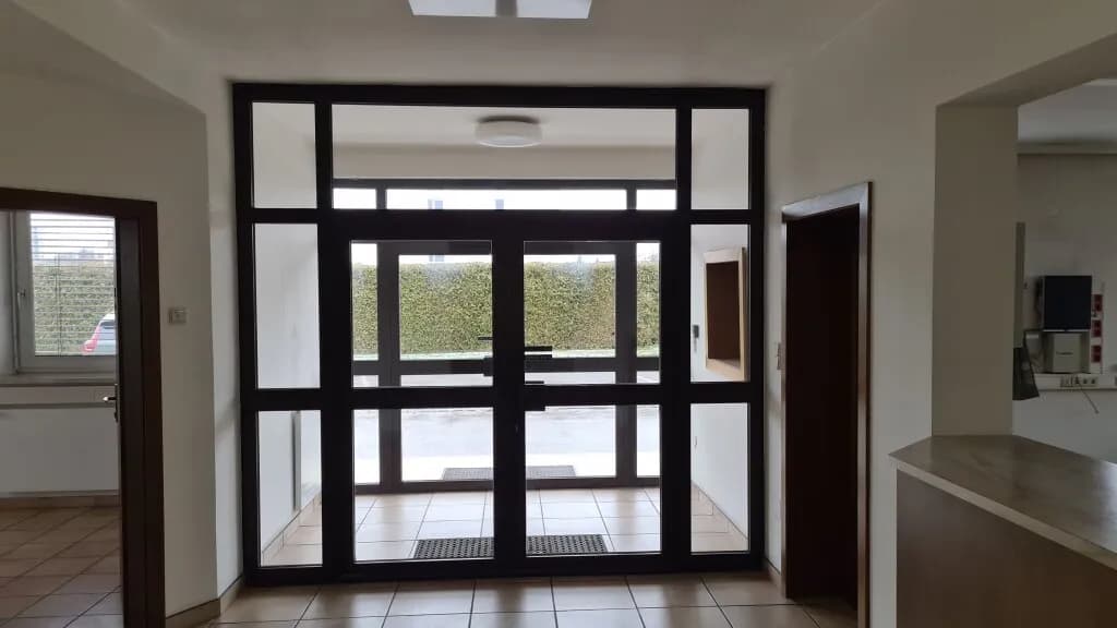Gewerbeimmobilie mieten in Wels – 560 m², € 5.000 – Bild 36 von 60