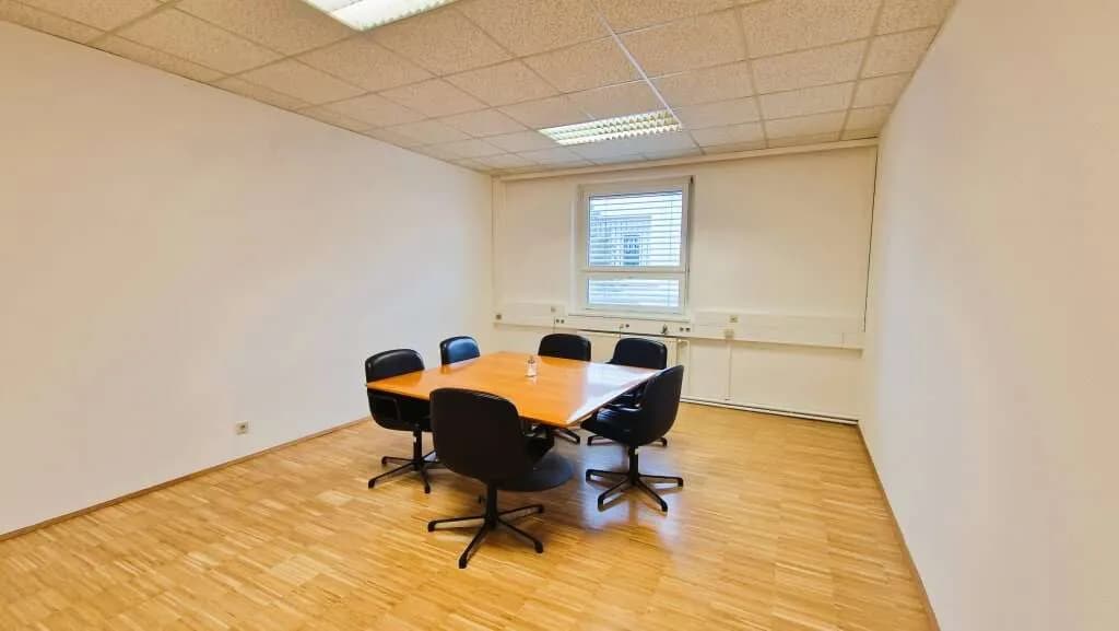 Gewerbeimmobilie mieten in Wien – 42 m², € 670 – Bild 2 von 4